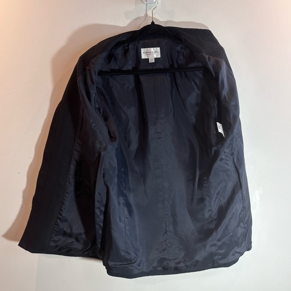 EMANUEL UNGARO Sz 6 Textured Pattern Lined Longer Line Smooth Lapel Blazer - Picture 7 of 10